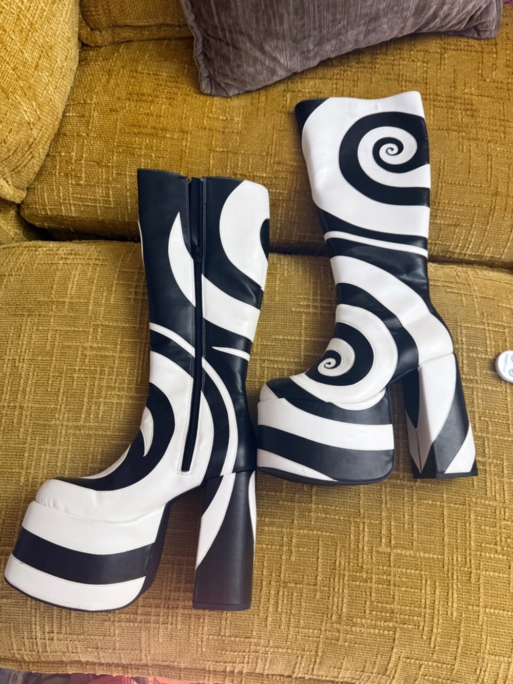 Black & White Swirl Platform Knee-High Boots - Women - Picture 2 of 7